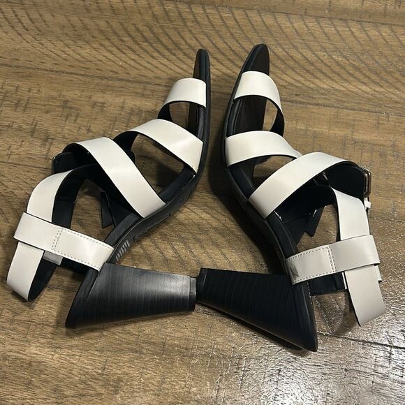 NWOT Christian Siriano strappy heels size 7 - Picture 8 of 14